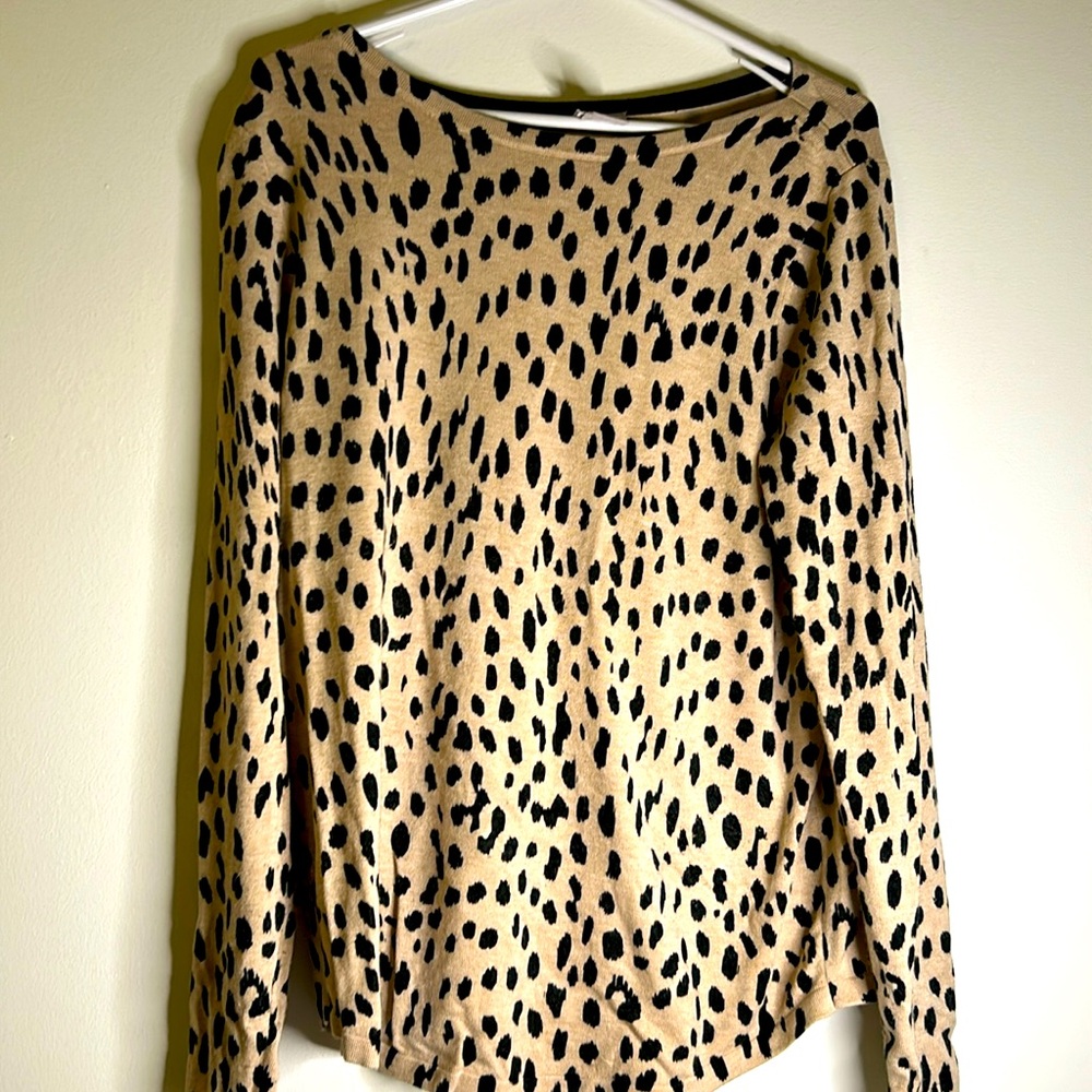 Chico’s animal print top size 1 long sleeves black cream 67% rayon 33% nylon